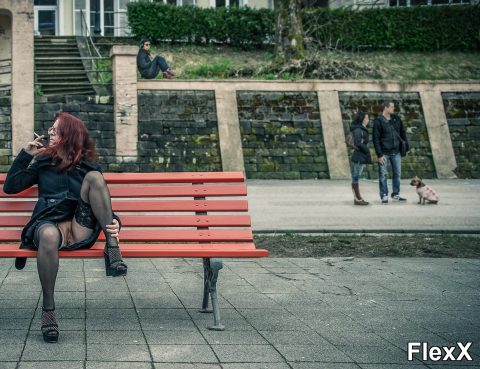 French Mature Exhib – MILF Française Exhibitionniste photo par SugarJade — Amateurs