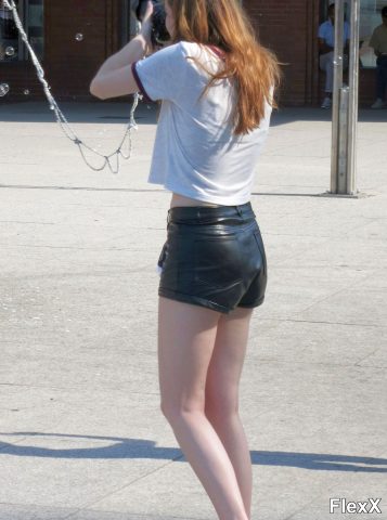 Culs moulés en shorts photo par Come — Amateurs