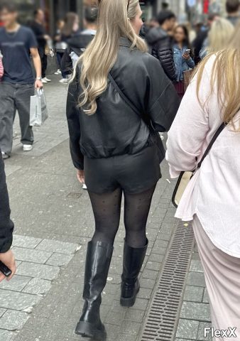 Culs moulés en shorts photo par Come — Amateurs