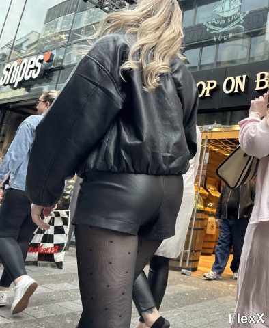 Culs moulés en shorts photo par Come — Amateurs