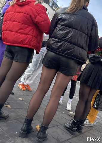 Culs moulés en shorts photo par Come — Amateurs
