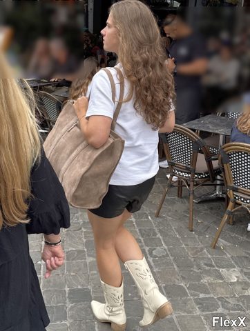 Culs moulés en shorts photo par Come — Amateurs