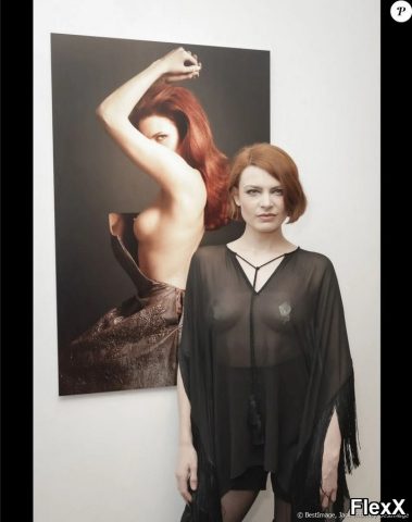 Elodie Frégé nue - chanteuse et actrice photo par Antoine — Célébrités