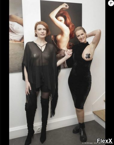 Elodie Frégé nue - chanteuse et actrice photo par Antoine — Célébrités