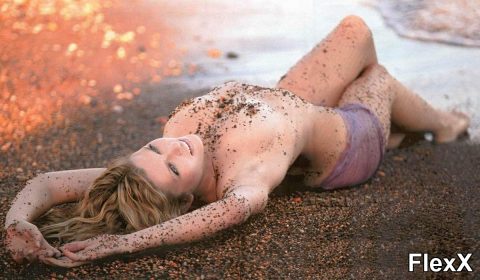 Elodie Frégé nue - chanteuse et actrice photo par Antoine — Célébrités