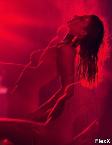 Elodie Frégé nue - chanteuse et actrice photo par Antoine — Célébrités