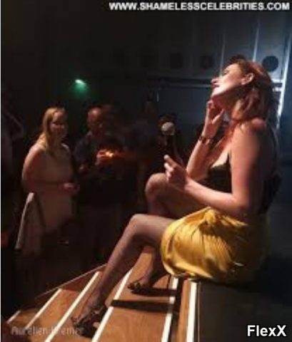 Elodie Frégé nue - chanteuse et actrice photo par Antoine — Célébrités