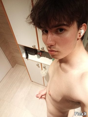 Mecs nus en selfie photo par DarkBruno — Amateurs