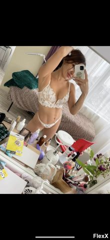 Voyeur AliExpress photo par AlphaNael — Amateurs