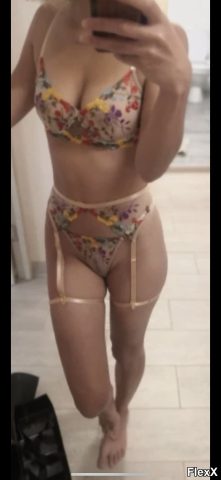 Voyeur AliExpress photo par AlphaNael — Amateurs