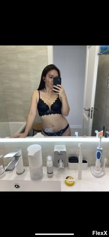 Voyeur AliExpress photo par AlphaNael — Amateurs