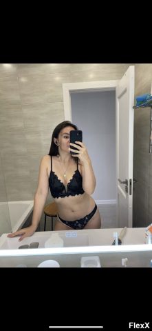 Voyeur AliExpress photo par AlphaNael — Amateurs