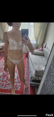 Voyeur AliExpress photo par AlphaNael — Amateurs