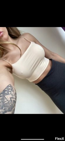 Voyeur AliExpress photo par AlphaNael — Amateurs