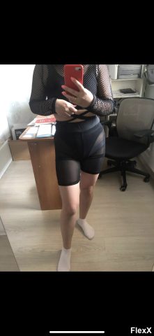 Voyeur AliExpress photo par AlphaNael — Amateurs