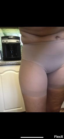 Voyeur AliExpress photo par AlphaNael — Amateurs
