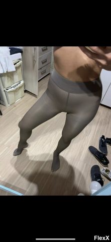 Voyeur AliExpress photo par AlphaNael — Amateurs