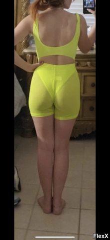 Voyeur AliExpress photo par AlphaNael — Amateurs