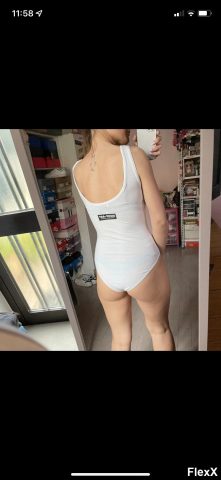 Voyeur AliExpress photo par AlphaNael — Amateurs