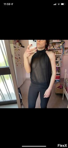 Voyeur AliExpress photo par AlphaNael — Amateurs