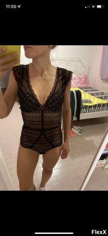 Voyeur AliExpress photo par AlphaNael — Amateurs