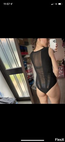 Voyeur AliExpress photo par AlphaNael — Amateurs