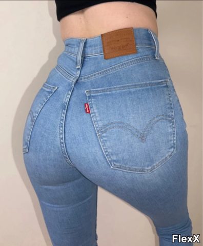 Voyeur Vinted photo par AlphaNael — Amateurs