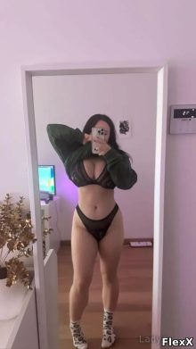 Louisa, escorte à Nantes — photo 3