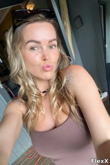 Arielle, escorte à Marseille — photo 4